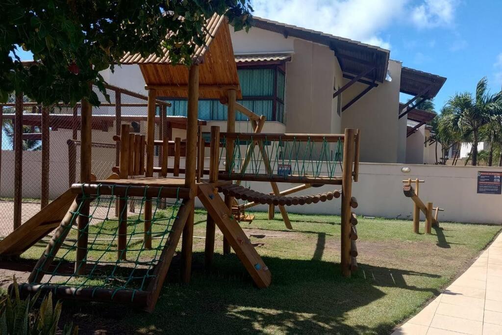 Beira Mar Em Muro Alto Ao Lado Do Nanai * Pôrto das Galinhas