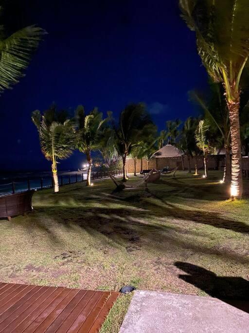 Beira Mar Em Muro Alto Ao Lado Do Nanai Pôrto das Galinhas